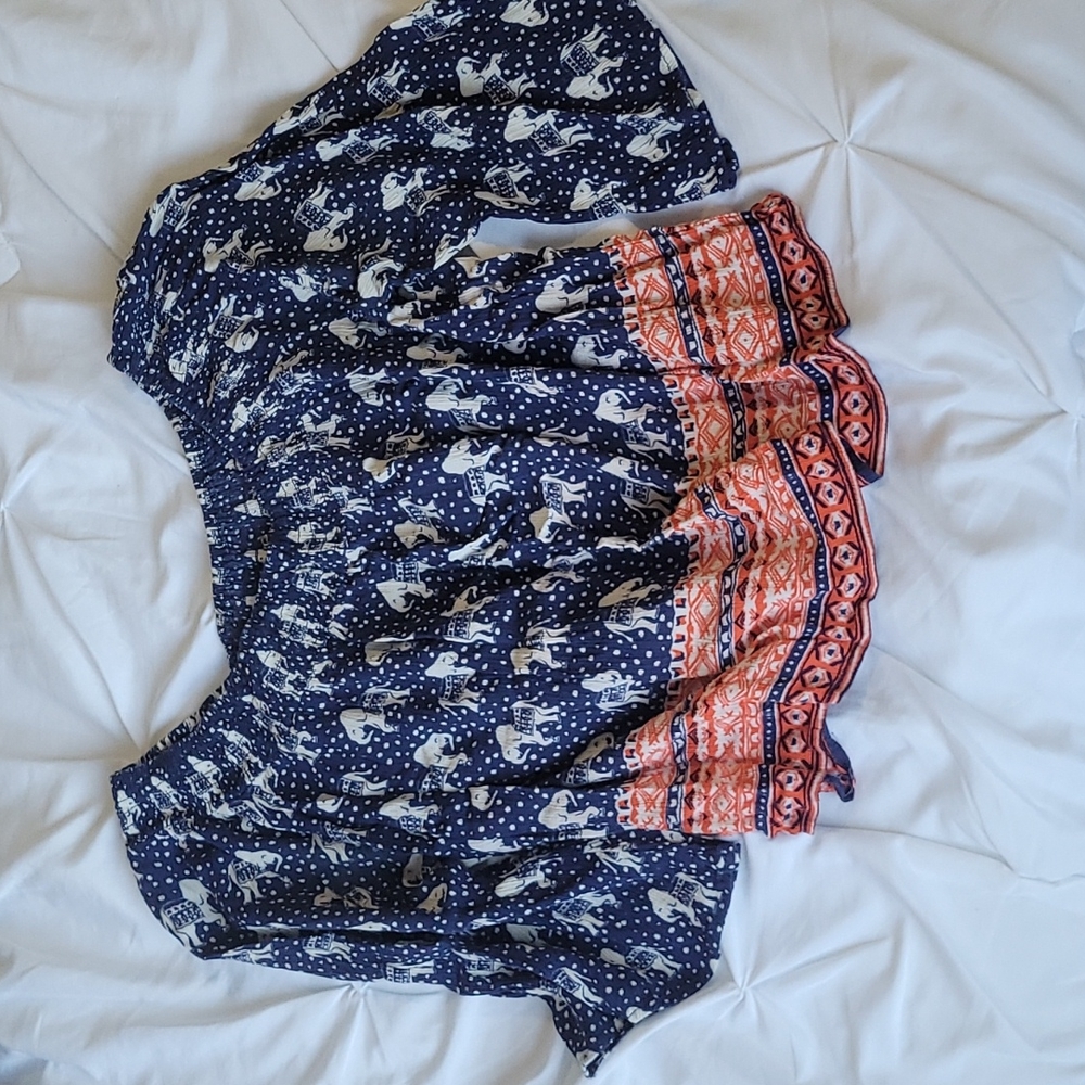 Elephant crop shirt XS